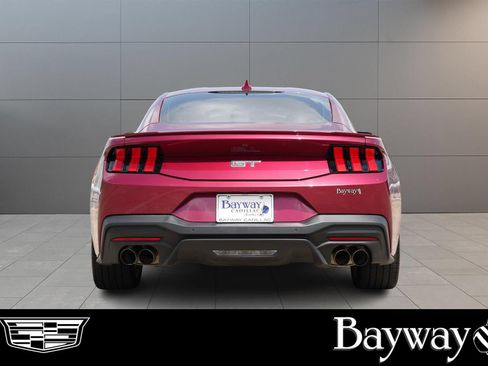 Used 2025 Ford Mustang GT Premium RWD image 7