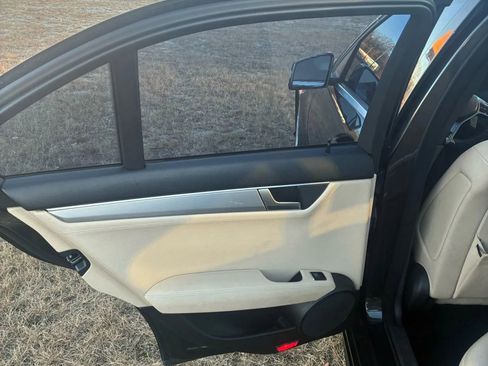 Used 2014 Mercedes-Benz C 250 Sedan w/ Premium 1 Package image 26