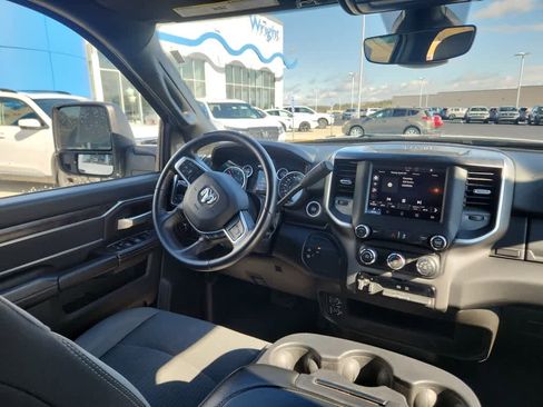 Used 2024 RAM 2500 Big Horn image 17