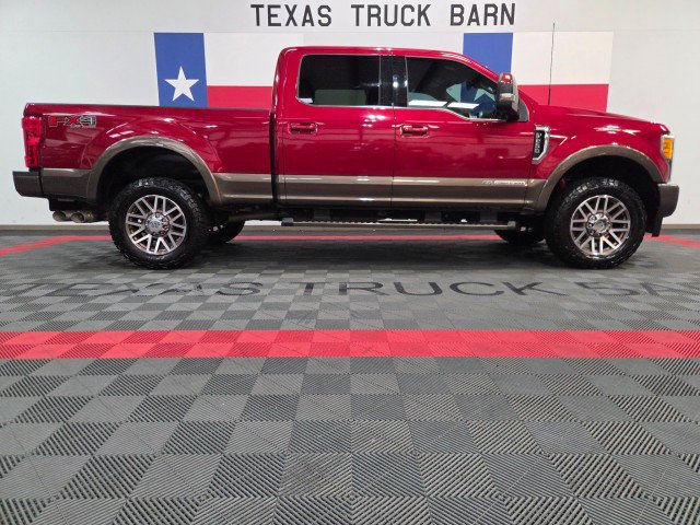 Used 2017 Ford F250 King Ranch w/ FX4 Off-Road Package AWD/4WD image 13