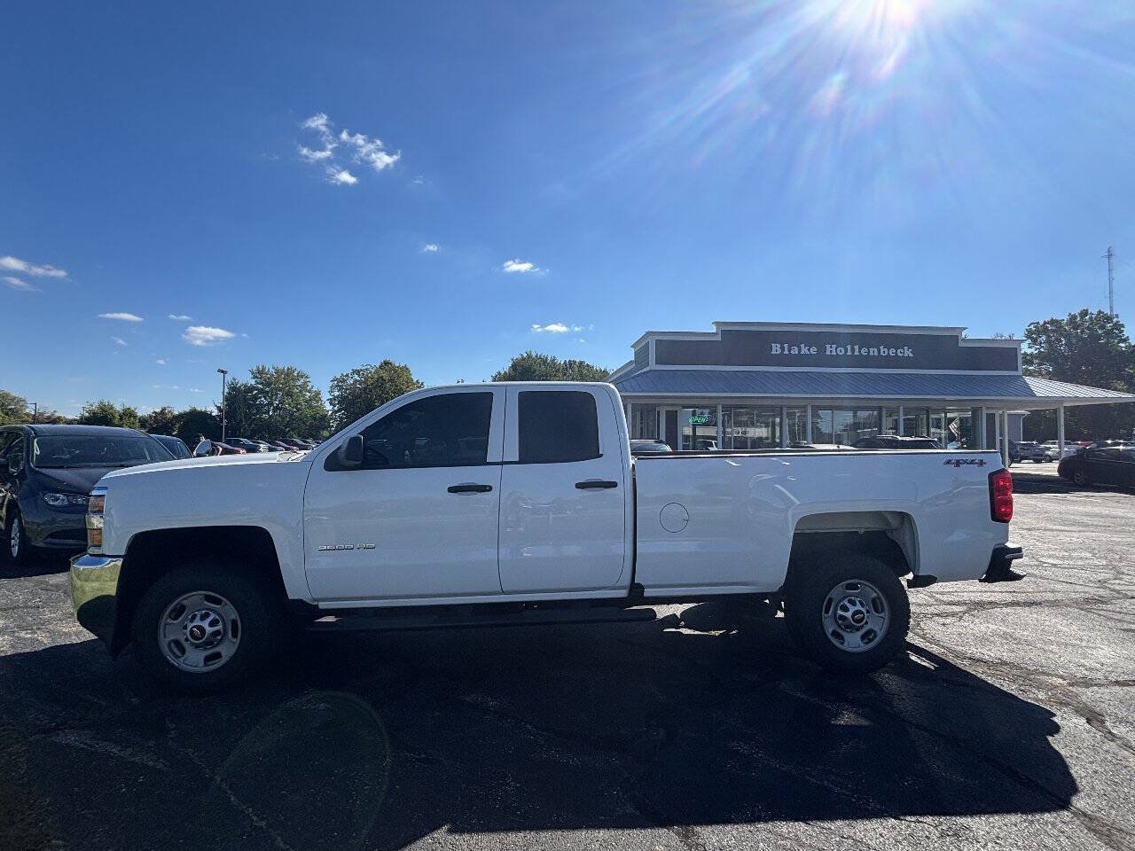 Used 2017 Chevrolet Silverado 2500 W/T AWD/4WD image 1