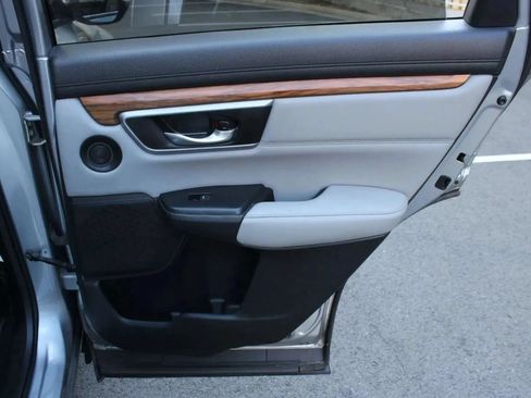 Used 2017 Honda CR-V EX-L image 27