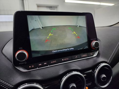 Used 2023 Nissan Sentra SV image 16