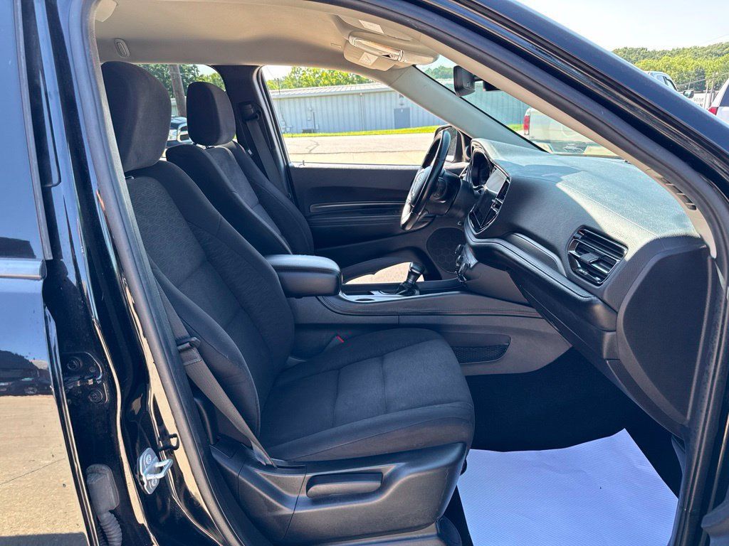 Used 2021 Dodge Durango SXT AWD/4WD image 41