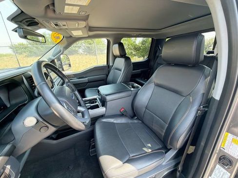 Used 2023 Ford F250 Lariat w/ Black Appearance Package AWD/4WD image 19