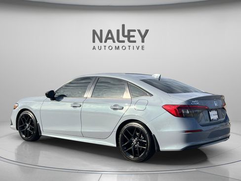 Used 2024 Honda Civic Sport image 3