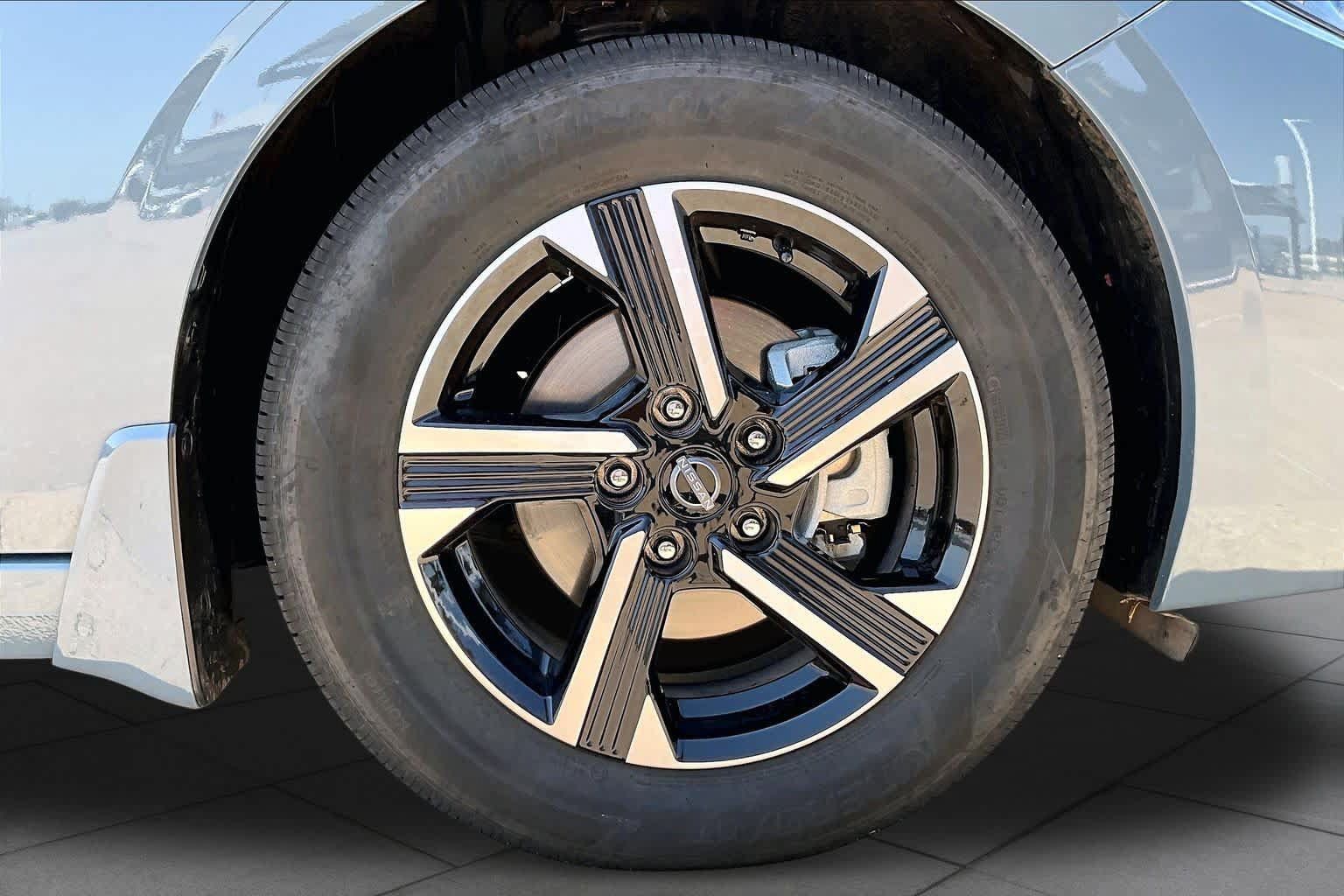 Certified 2025 Nissan Sentra SV w/ All-Weather Package FWD image 11