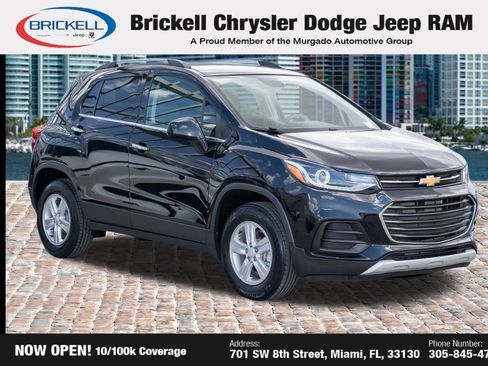 Used 2020 Chevrolet Trax LT w/ LT Convenience Package image 3
