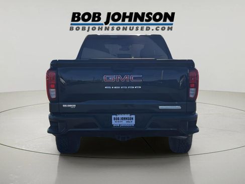New 2025 GMC Sierra 1500 Elevation image 4