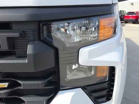 Used 2025 Chevrolet Silverado 1500 W/T image 10
