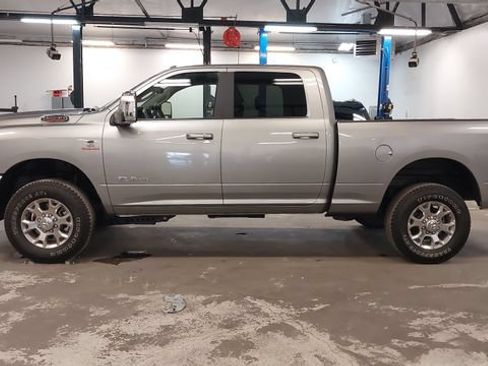 Used 2024 RAM 2500 Laramie w/ Safety Group AWD/4WD image 39