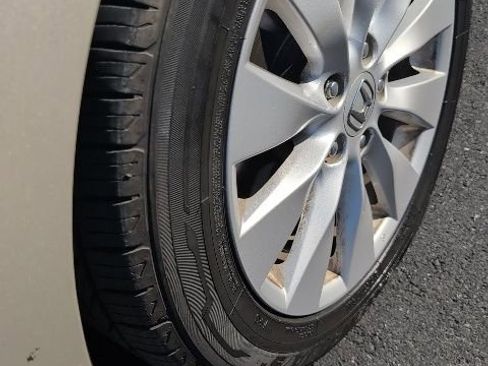 Used 2013 Honda Accord EX-L image 9