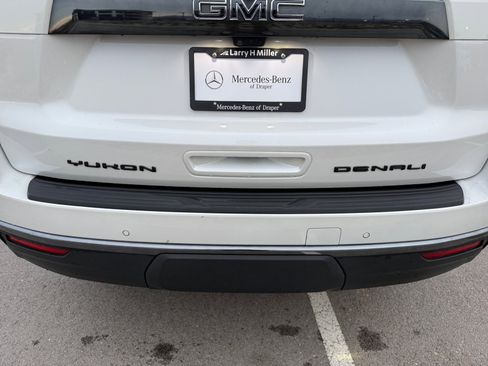 Used 2024 GMC Yukon Denali Ultimate image 25