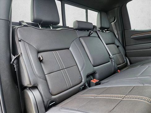 Used 2025 Chevrolet Silverado 1500 High Country w/ High Country Premium Package image 22