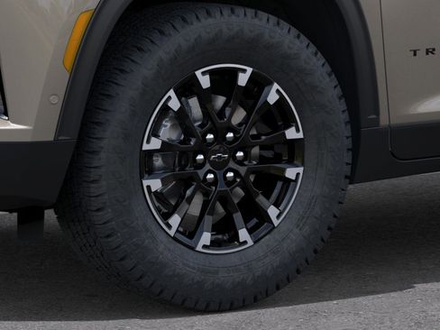 New 2026 Chevrolet Traverse Z71 image 9