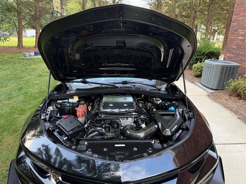 Used 2018 Chevrolet Camaro ZL1 RWD image 60