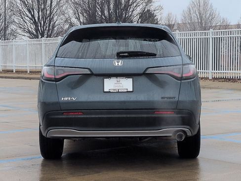 Used 2024 Honda HR-V Sport image 7