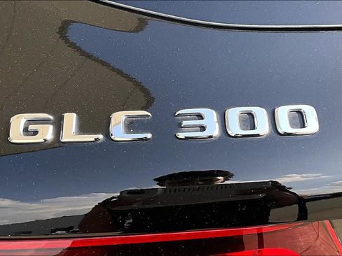 Used 2022 Mercedes-Benz GLC 300 image 28
