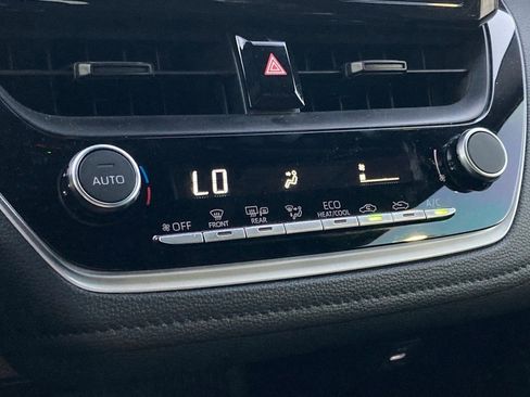 Certified 2025 Toyota Corolla SE image 23