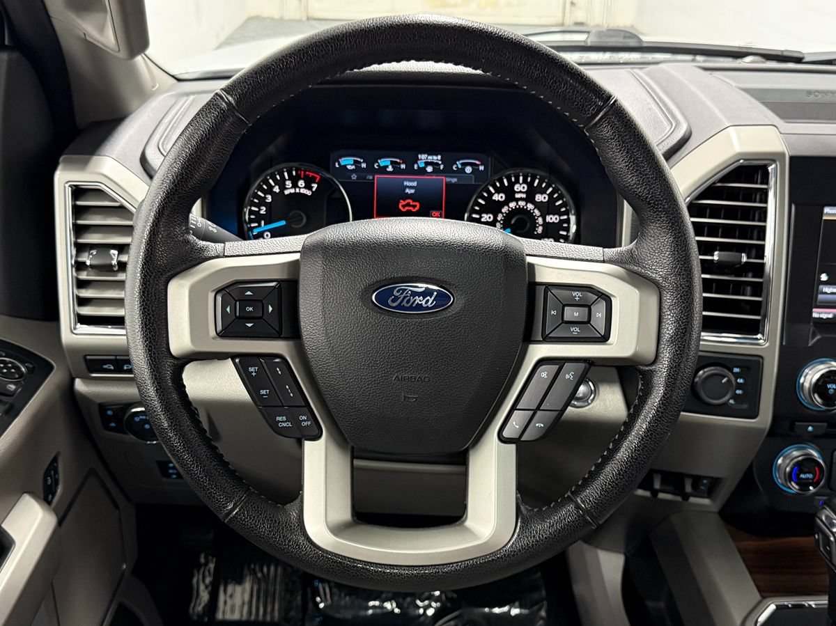 Used 2015 Ford F150 Lariat w/ Equipment Group 502A Luxury AWD/4WD image 15
