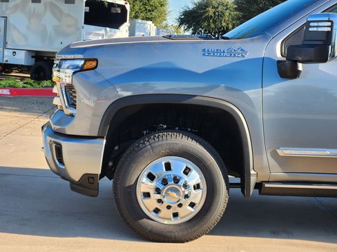 New 2026 Chevrolet Silverado 3500 High Country w/ High Country Premium Package image 16