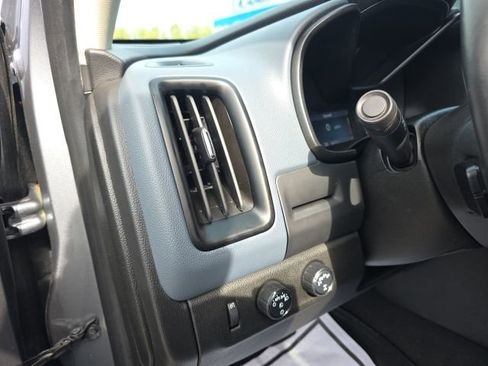 Used 2021 Chevrolet Colorado Z71 image 12
