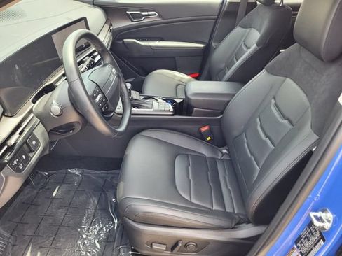 Used 2026 Kia Sportage SX FWD image 16