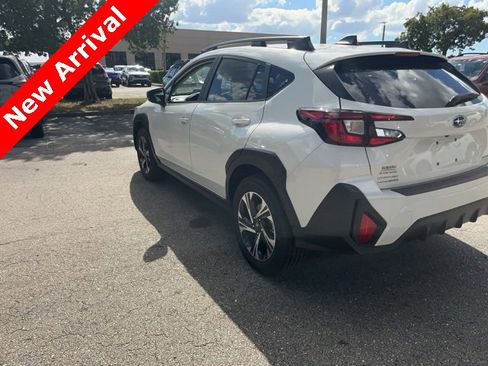 Used 2024 Subaru Crosstrek 2.0i Premium image 16