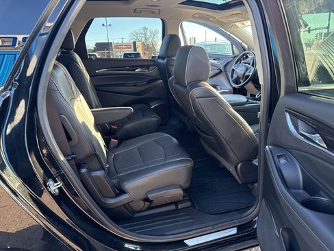 Used 2020 Buick Enclave Avenir w/ Avenir Technology Package image 32
