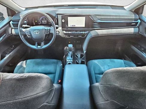 Used 2025 Toyota Camry LE w/ Convenience Package AWD/4WD image 17