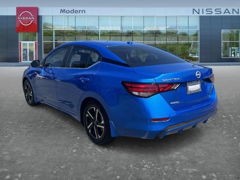 Used 2025 Nissan Sentra SV w/ All-Weather Package FWD image 7