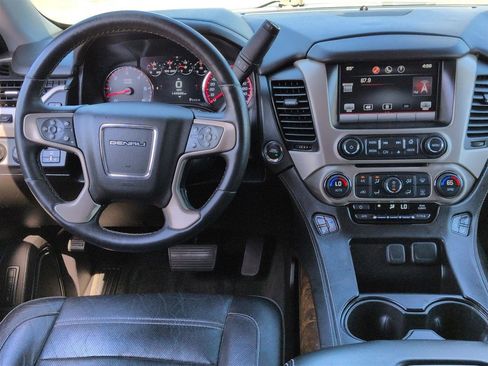 Used 2015 GMC Yukon XL Denali w/ Touring Package AWD/4WD image 32