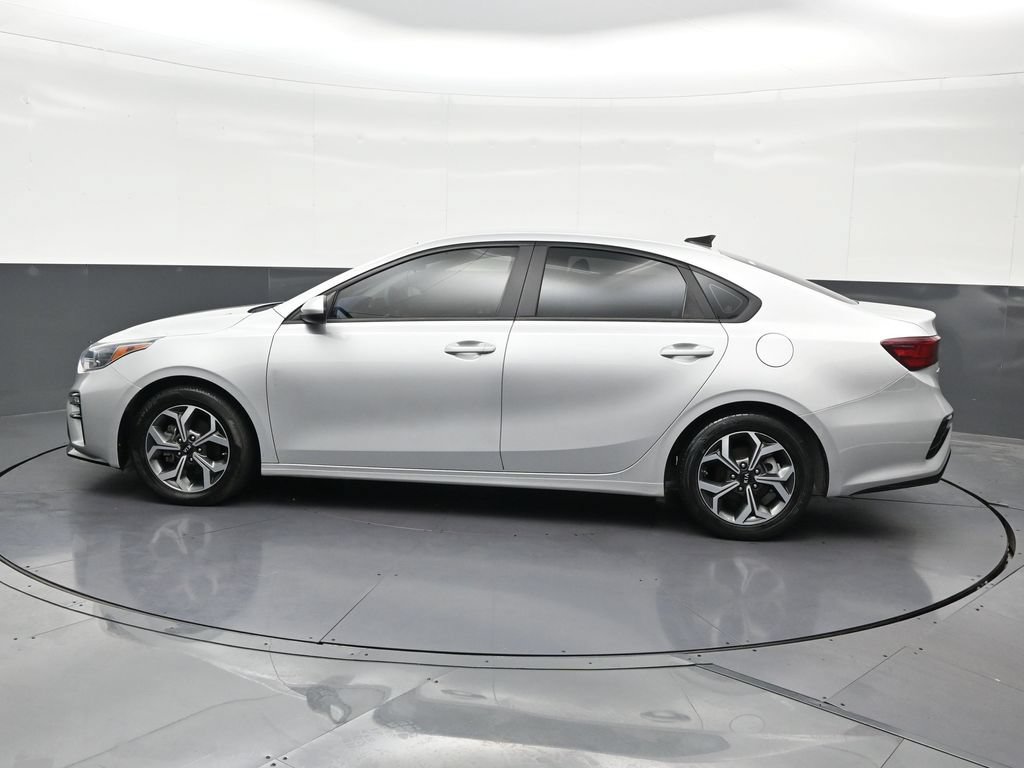 Used 2020 Kia Forte LXS FWD image 2