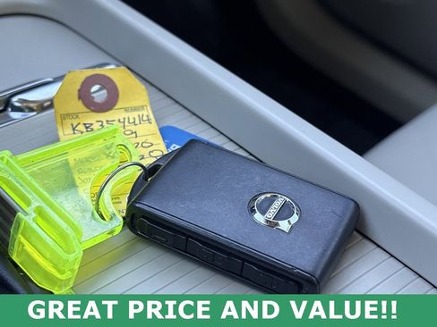 Used 2019 Volvo XC60 T5 Momentum image 39