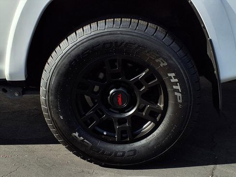 Certified 2021 Toyota 4Runner SR5 image 4