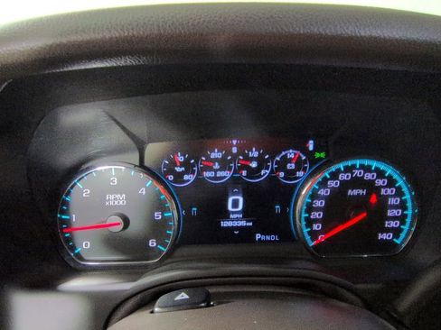 Used 2018 GMC Yukon Denali w/ Denali Ultimate Package AWD/4WD image 28