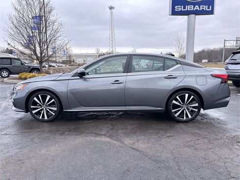 Used 2022 Nissan Altima 2.5 SR image 7