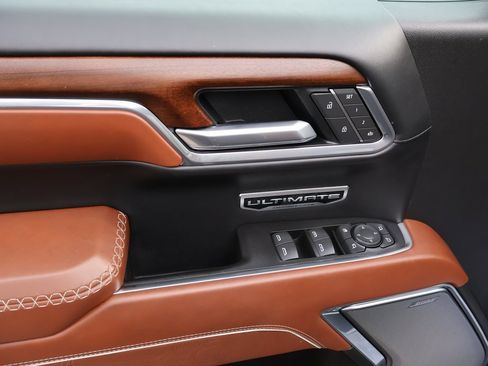 Used 2025 GMC Sierra 1500 Denali Ultimate image 29