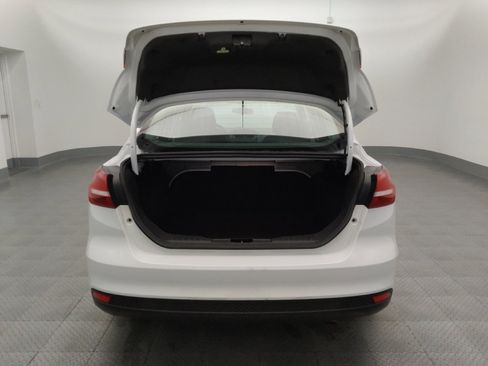 Used 2018 Ford Focus SE image 29