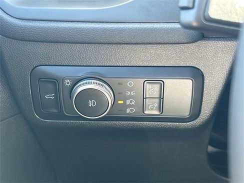 Used 2022 Ford Escape SEL image 29