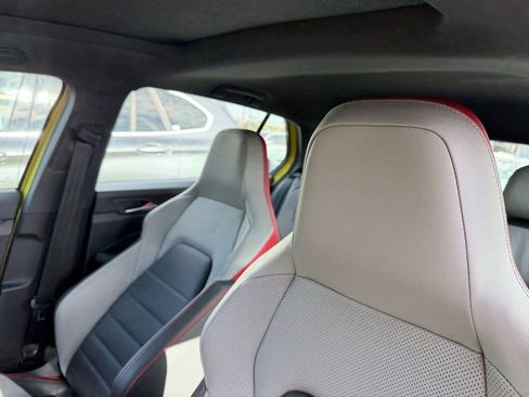 Used 2022 Volkswagen GTI Autobahn image 15