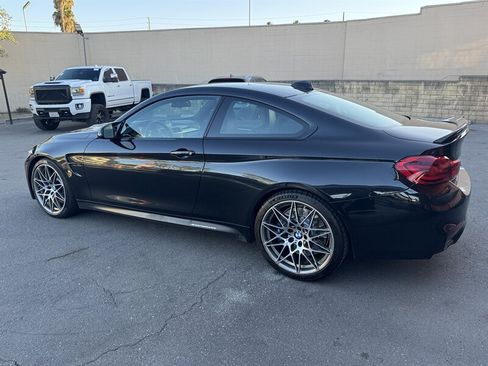 Used 2018 BMW M4 Coupe w/ Competition Package RWD image 13