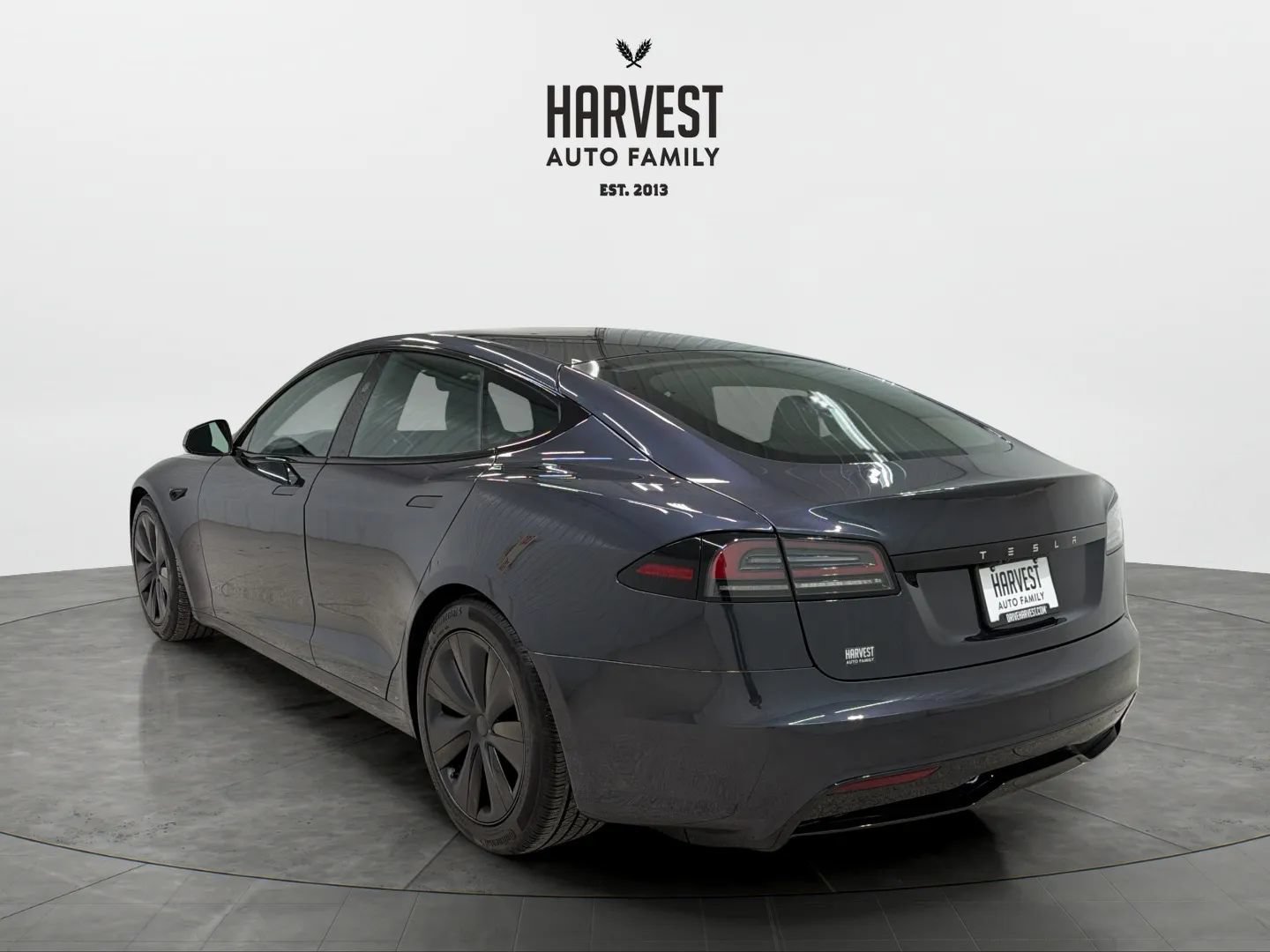 Used 2024 Tesla Model S AWD/4WD image 4