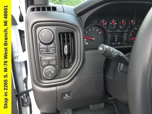 Used 2026 Chevrolet Silverado 1500 W/T w/ Trailering Package AWD/4WD image 16