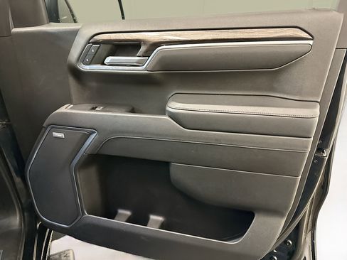 Used 2023 Chevrolet Silverado 1500 LTZ image 33