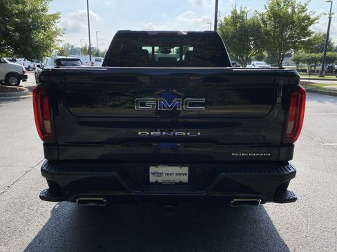 Used 2024 GMC Sierra 1500 Denali Ultimate AWD/4WD image 8
