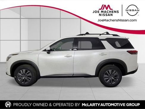 New 2025 Nissan Pathfinder SV w/ Black Appearance Package AWD/4WD image 3