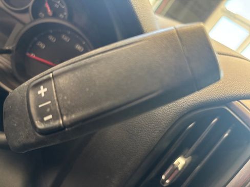 Used 2021 Chevrolet Silverado 1500 Custom Trail Boss image 27