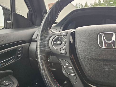 Used 2021 Honda Ridgeline Black Edition image 33