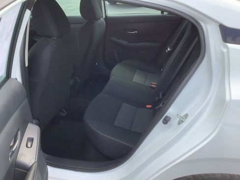 Used 2023 Nissan Sentra SV FWD image 9
